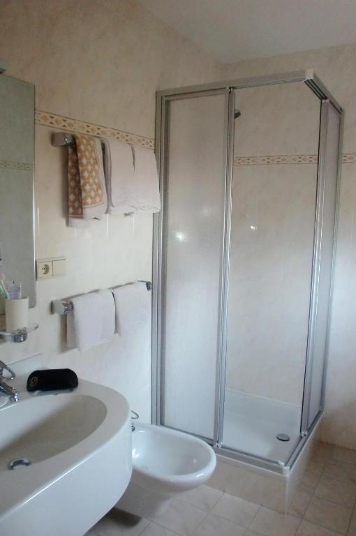 Hotel Viktoria Castelrotto Bilik gambar