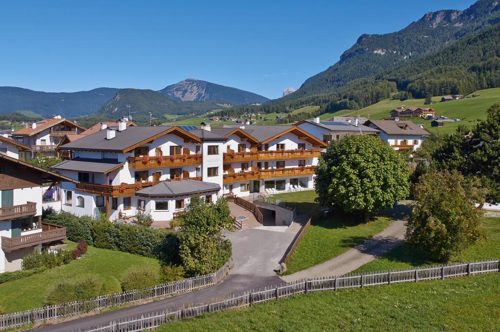 Hotel Viktoria Castelrotto Luaran gambar